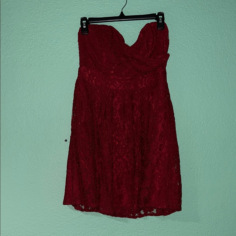 Boohoo Strapless Lace Dress in Burgundy
